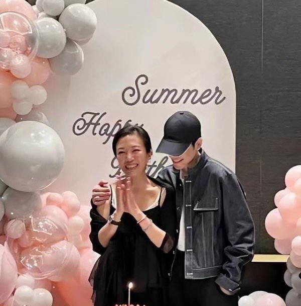 沪深优配 结婚2年，萧敬腾称婚姻“很恶心”，向太爆猛料：林有慧不简单